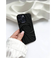 3D чохол  мякий чорний на iPhone 13 pro у формі серця однотонний
